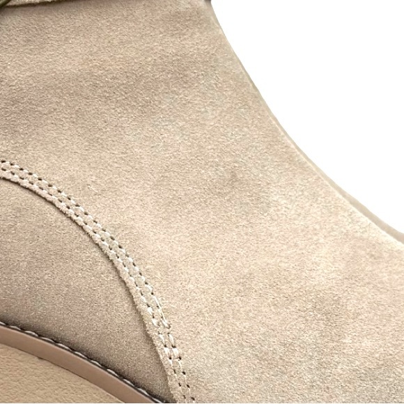 Blondo Suede Beige Dagger Waterproof 
Bootie USA Women's Tan Suede Ankle Boots - Picture 10 of 10